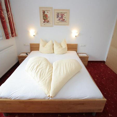 Spacious Apartment In Uderns Near Ski Area Exterior foto